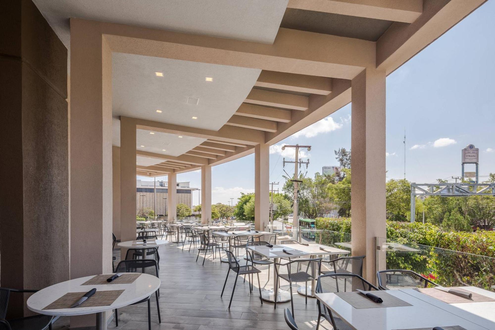 AC Hotel by Marriott Guadalajara Expo Zapopan Exteriör bild