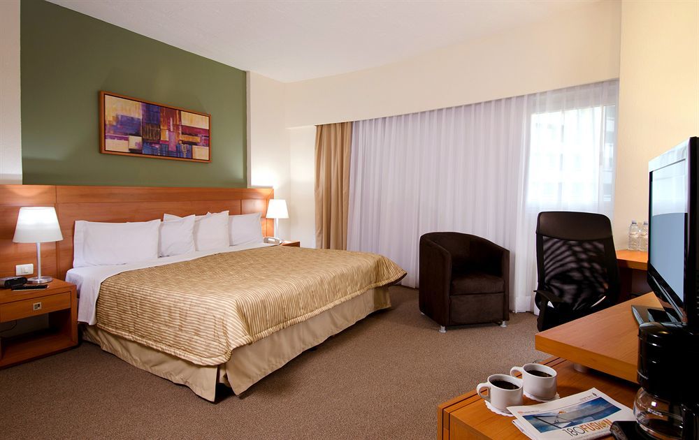 AC Hotel by Marriott Guadalajara Expo Zapopan Exteriör bild