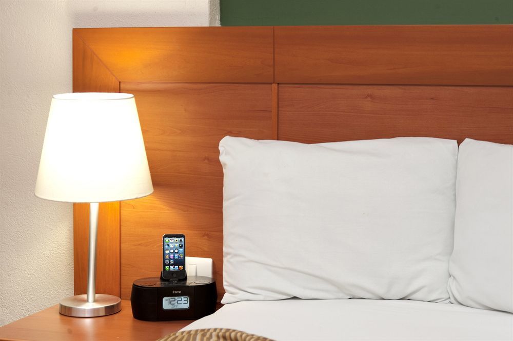 AC Hotel by Marriott Guadalajara Expo Zapopan Exteriör bild