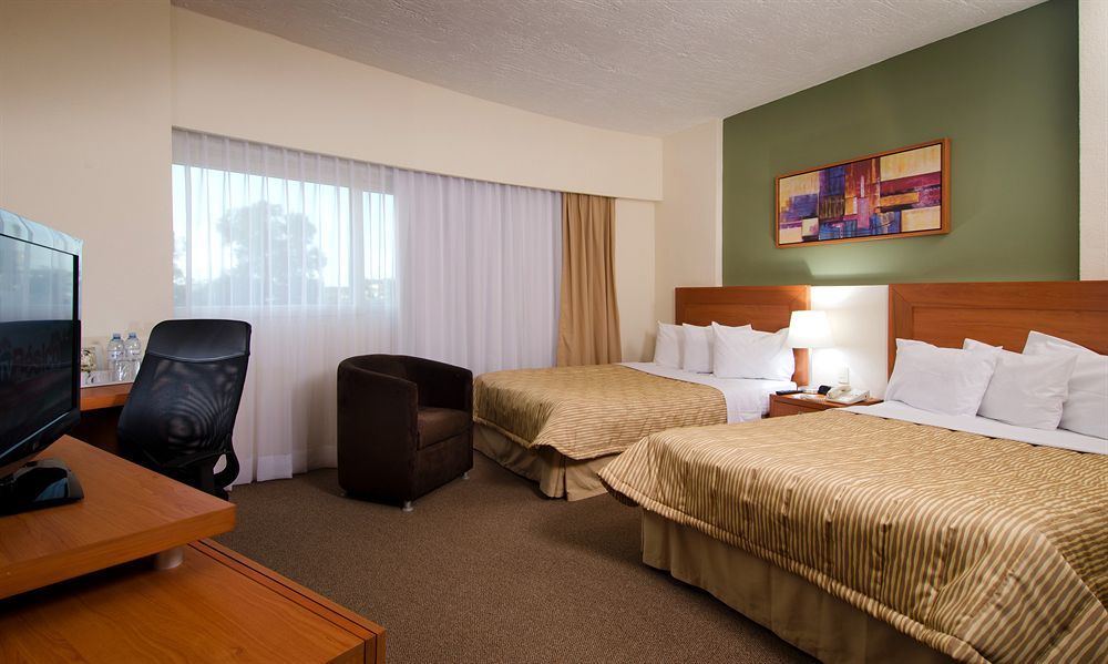AC Hotel by Marriott Guadalajara Expo Zapopan Exteriör bild